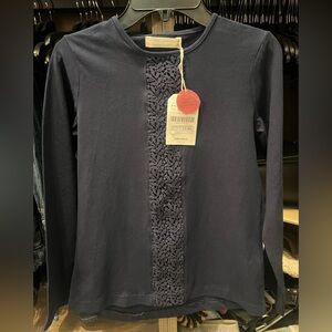 Zara NWT Girls Navy Long Sleeve Tee, Pretty Embroidery Detail on Front. 9/10